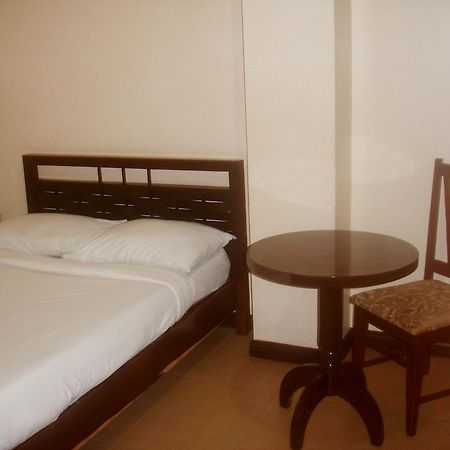 Roxas Midtown Hotel Kültér fotó