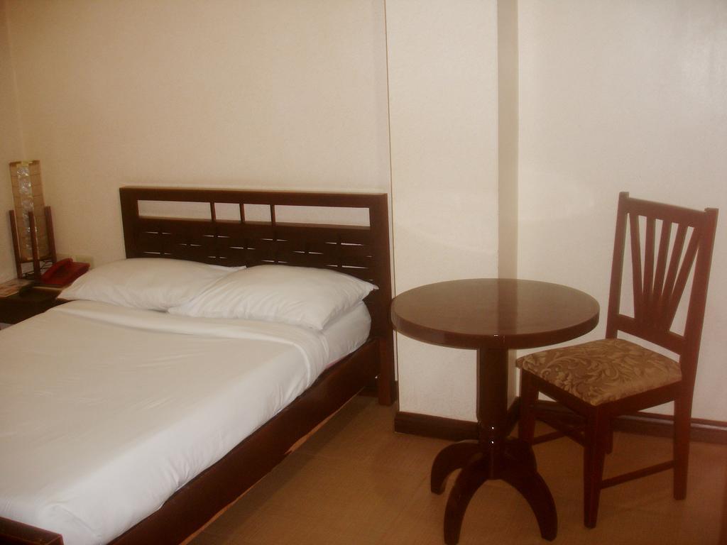 Roxas Midtown Hotel Kültér fotó